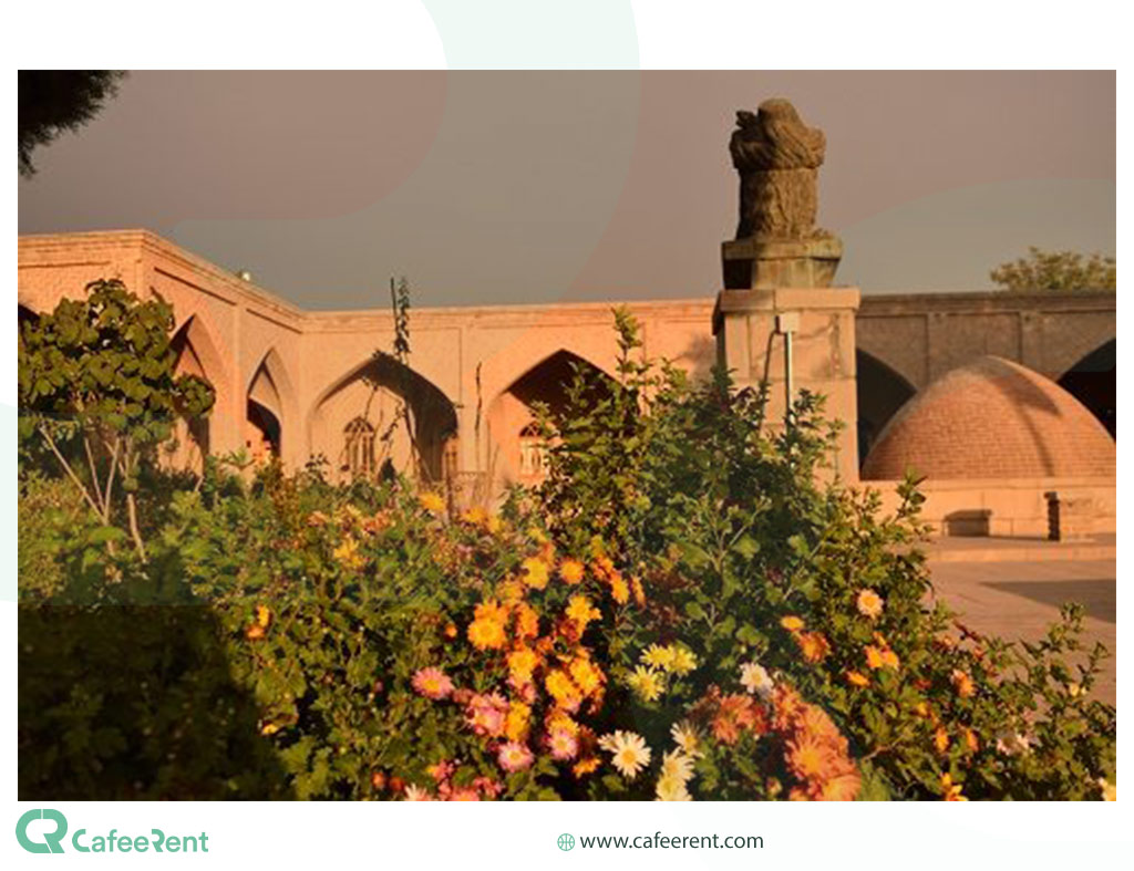 مقبره دو کمال کجاست