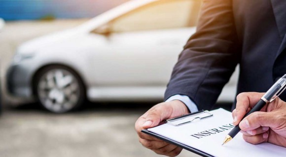 بیمه خودرو اجاره ای چیست و چگونه کار می کند؟