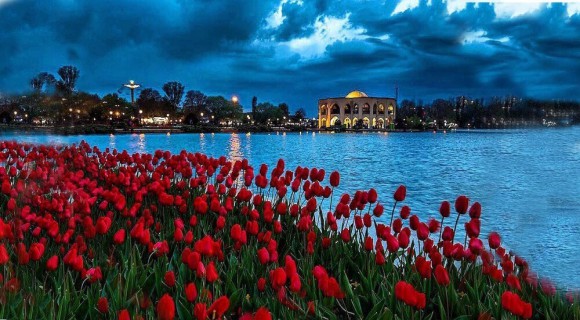 اجاره ون برای سفر به تبریز اجاره ون برای سفر به تبریز